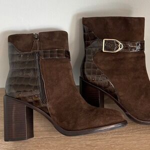 Johnston & Murphy Brown Suede Croc Leather Ankle Boots 8M Equestrian Chic Luxury